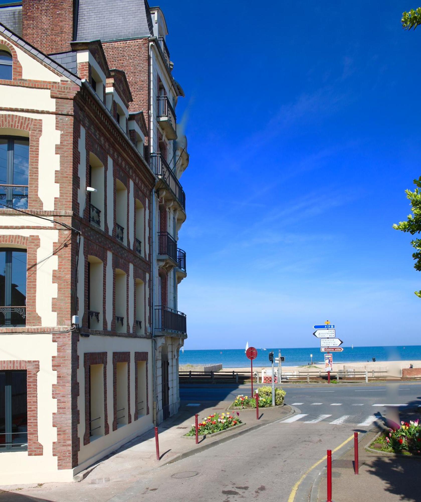 Nid Douillet A 30 Metres De La Grande Plage De Houlgate - Residence La Vague - 외부 사진